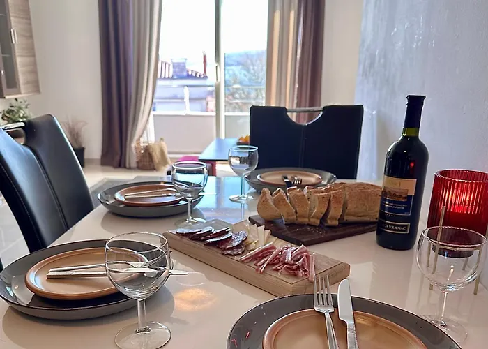 Maslina & Pinija Apartmán
