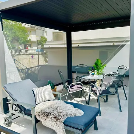 Maslina & Pinija Appartement